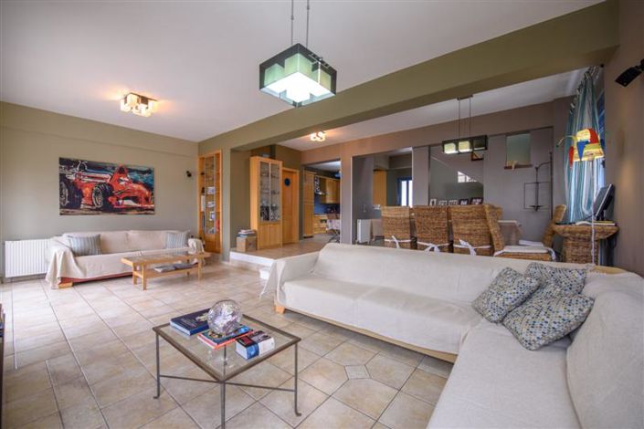 Image No.3-5 Bed Villa for sale