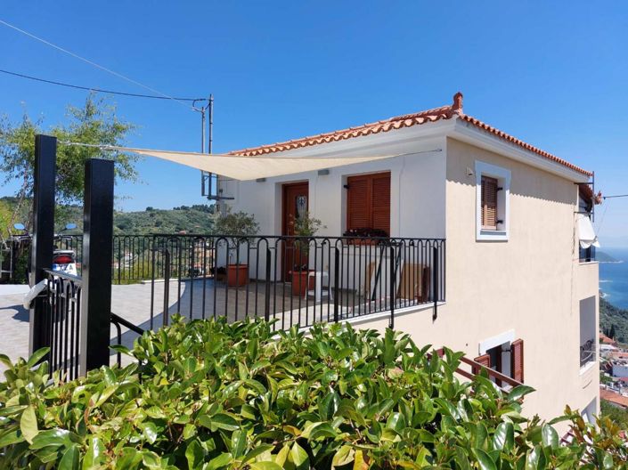 Image No.16-4 Bed House for sale