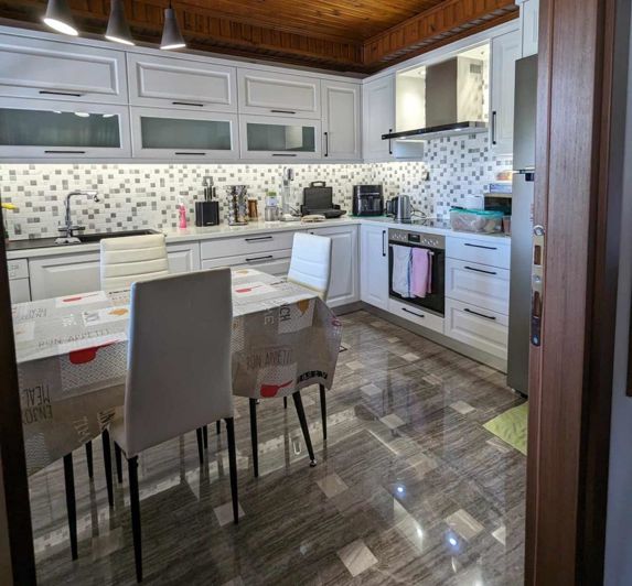 Image No.6-Maison de 4 chambres à vendre à Grèce