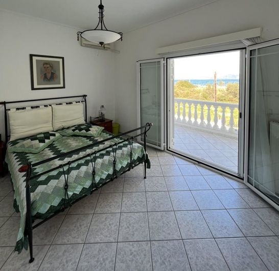 Image No.13-Maison de 4 chambres à vendre à Grèce centrale