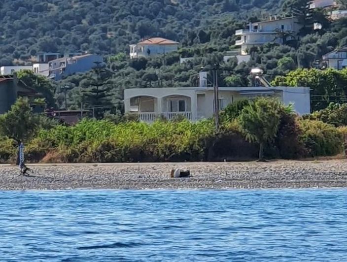 Image No.2-Maison de 4 chambres à vendre à Grèce centrale