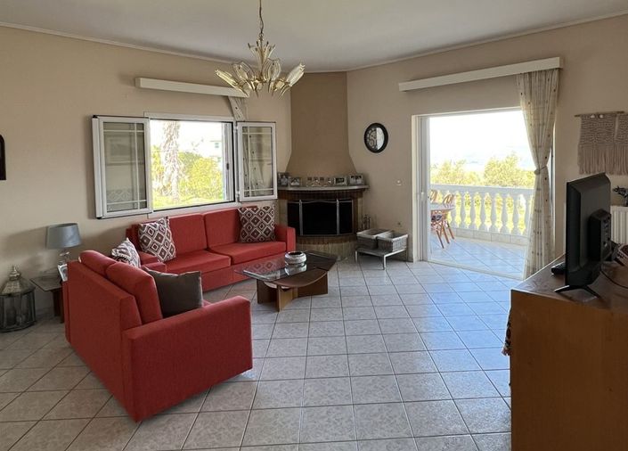 Image No.7-Maison de 4 chambres à vendre à Grèce centrale