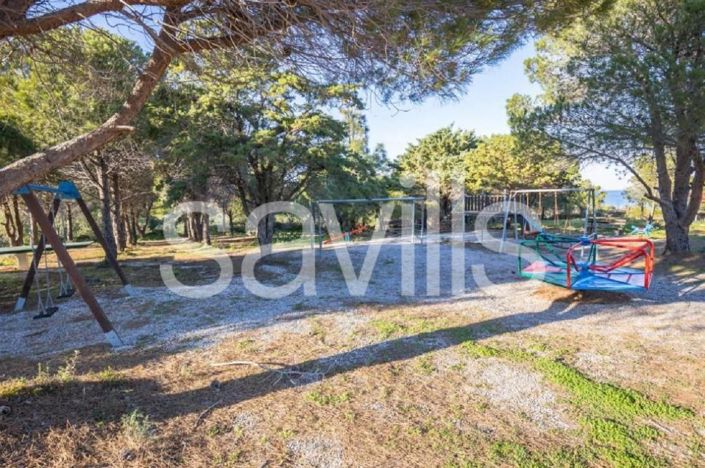 Image No.5-3 Bed Plot for sale