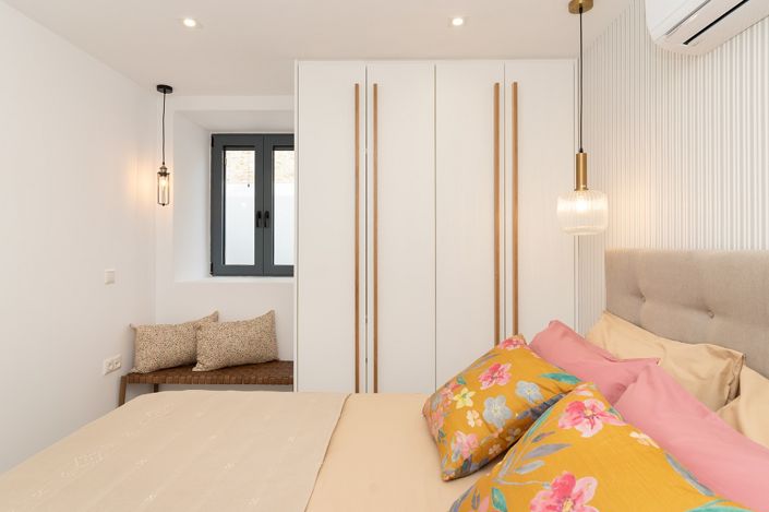 Image No.7-2 Bed House for sale