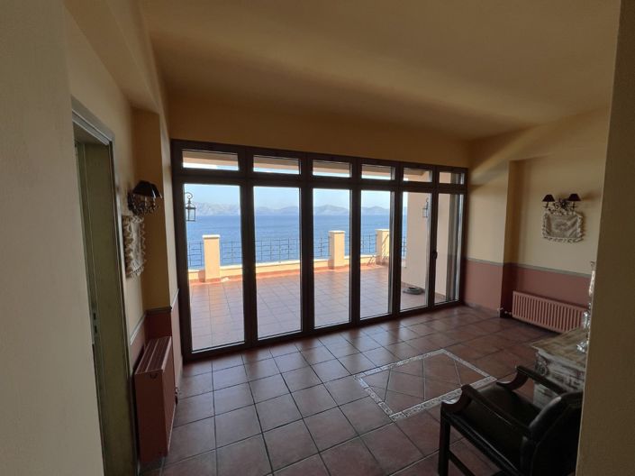 Image No.8-5 Bed Villa for sale