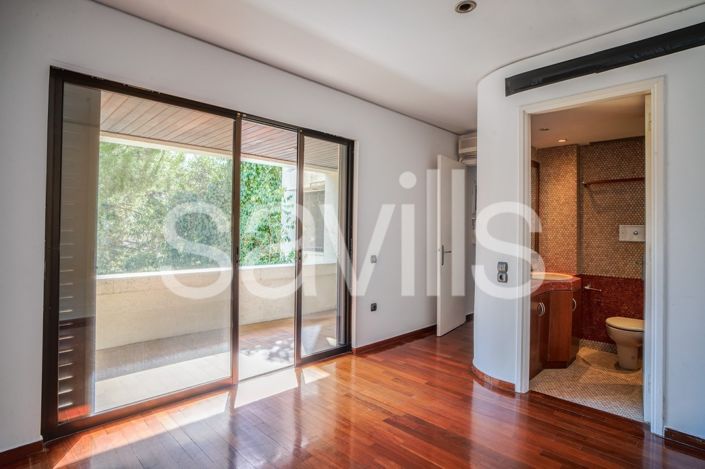 Image No.10-House for sale