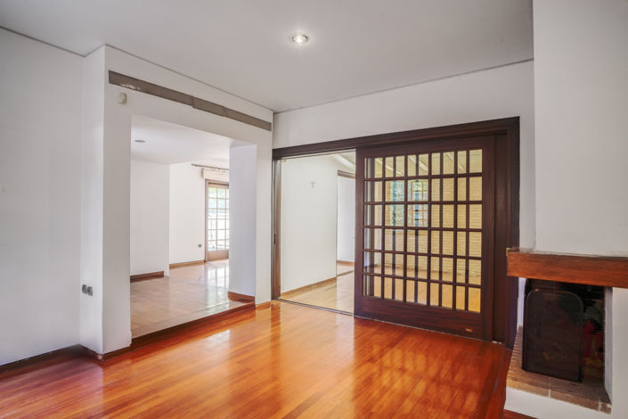 Image No.3-House for sale