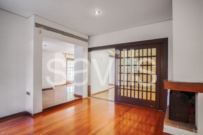 Image No.4-House for sale