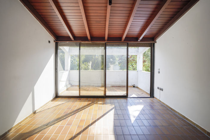 Image No.7-House for sale