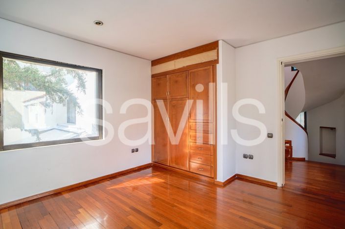 Image No.9-House for sale