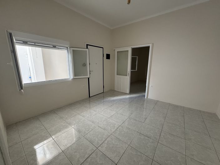 Image No.1-Appartement de 1 chambre à vendre à Peiraias
