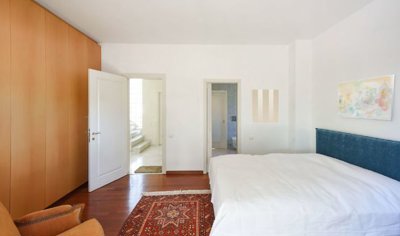 5701_ensuite_bedroom.jpg
