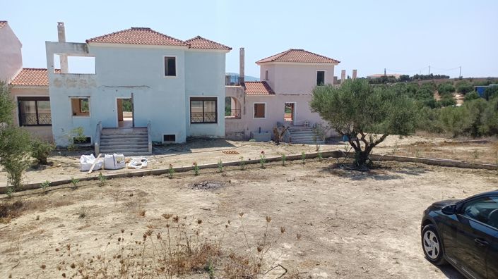Image No.2-3 Bed Villa for sale