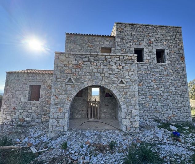 Image No.2-Villa for sale