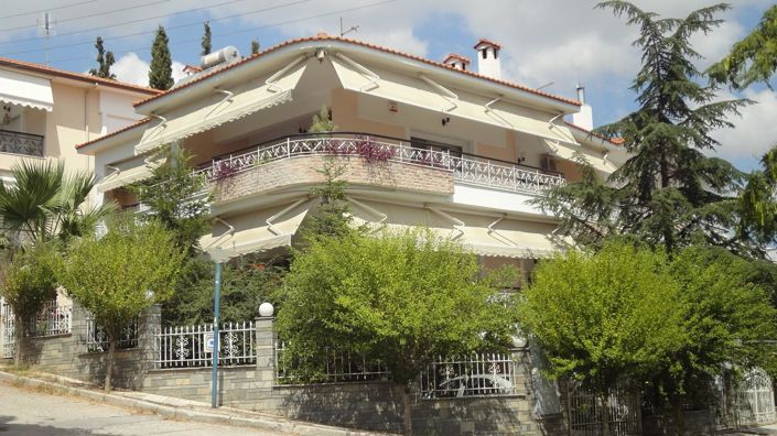 Image No.1-4 Bed Villa for sale