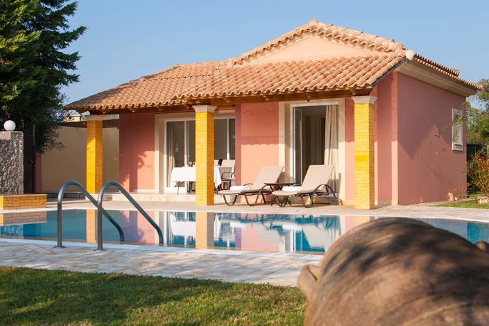 Image No.1-Villa de 2 chambres à vendre à Dassia