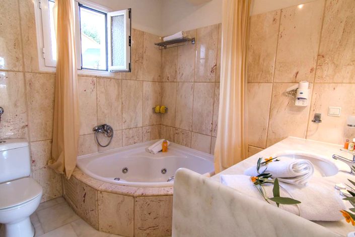 Image No.7-Villa for sale