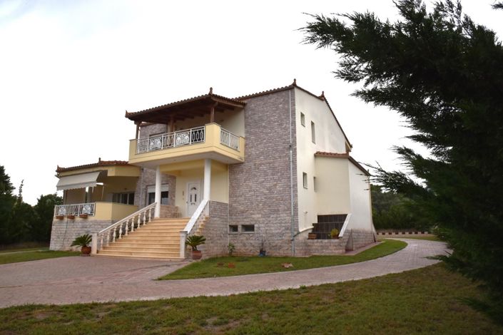 Image No.1-Maison à vendre à Eretria