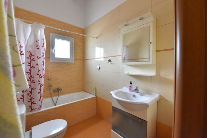 Image No.12-Maison à vendre à Eretria