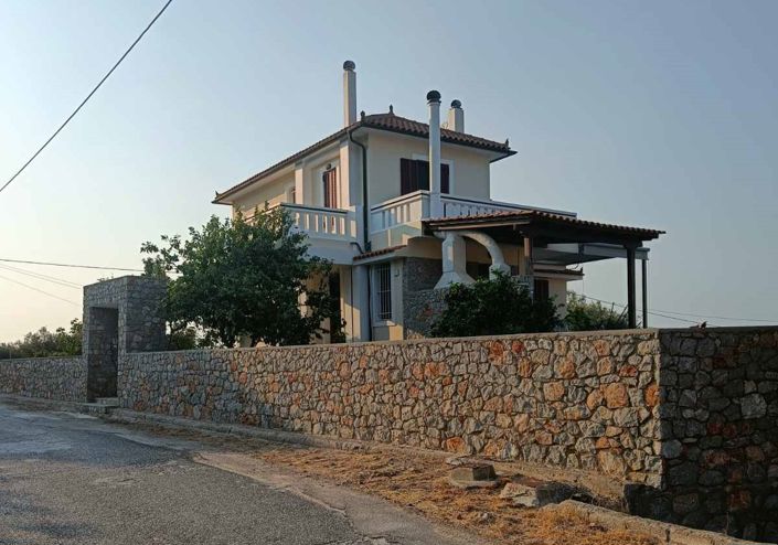 Image No.15-3 Bed House for sale