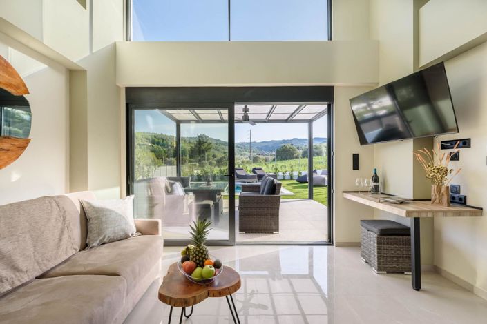 Image No.3-3 Bed Villa for sale