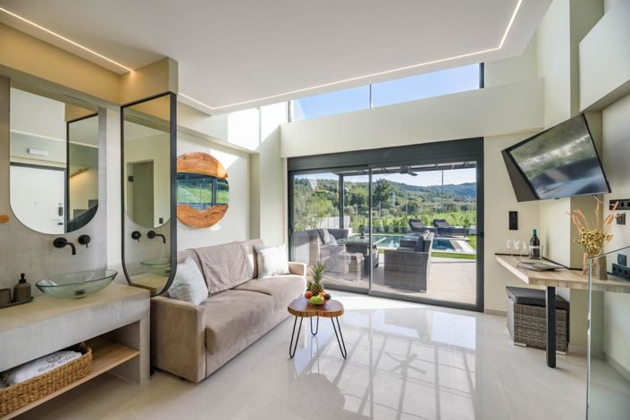 Image No.4-3 Bed Villa for sale