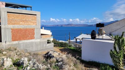 1 - Lasithi, Plot