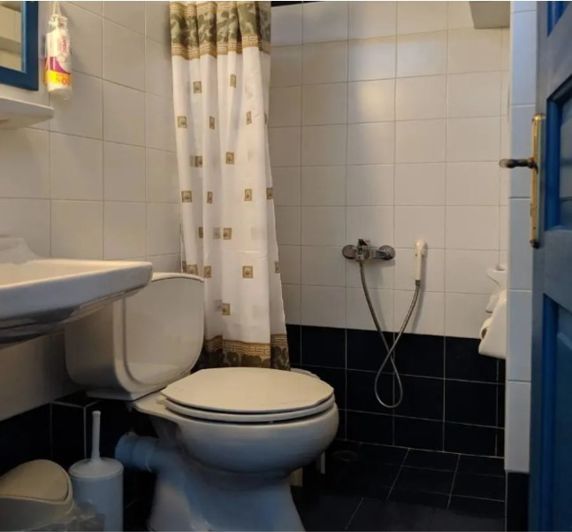 Image No.9-2 Bed House for sale