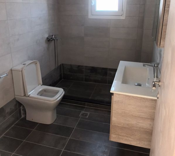 Image No.13-4 Bed House for sale