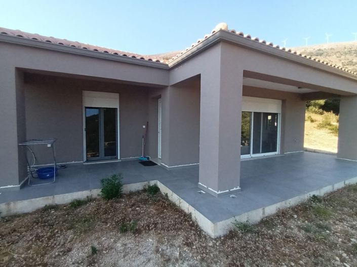 Image No.5-4 Bed House for sale