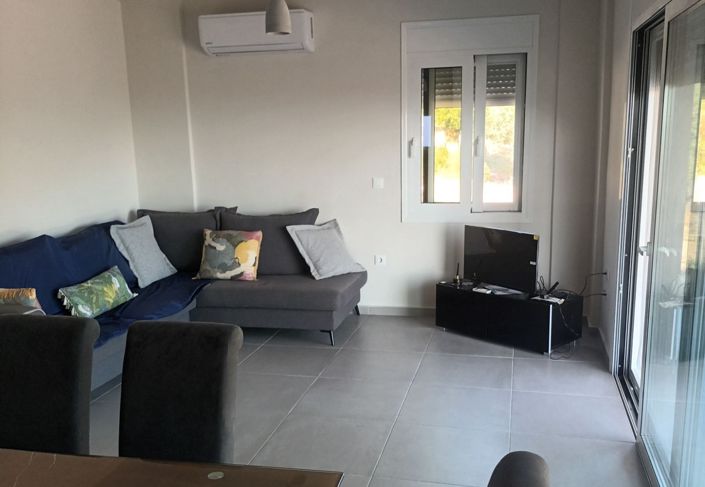 Image No.8-4 Bed House for sale