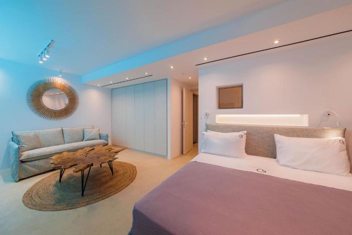 Image No.10-Villa for sale