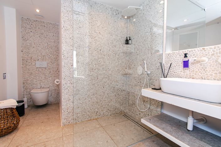 Image No.11-3 Bed Villa for sale