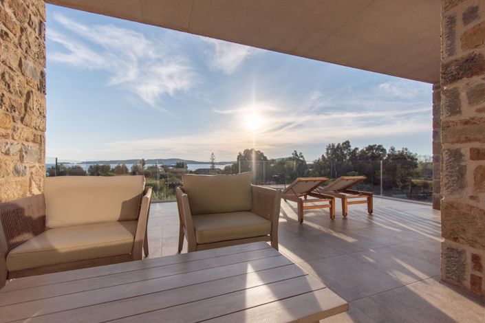 Image No.2-3 Bed Villa for sale