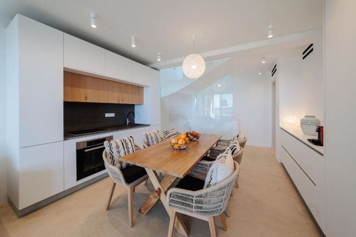 Image No.7-Villa for sale