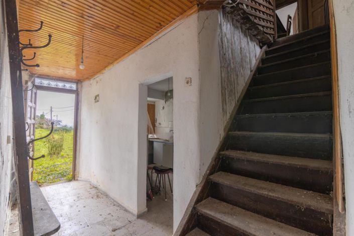 Image No.5-2 Bed House for sale