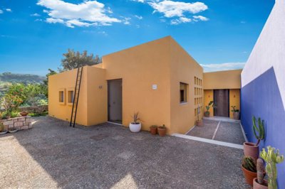 1 - Heraklion, House