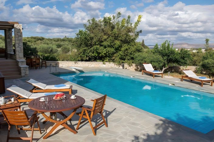Image No.1-3 Bed Villa for sale