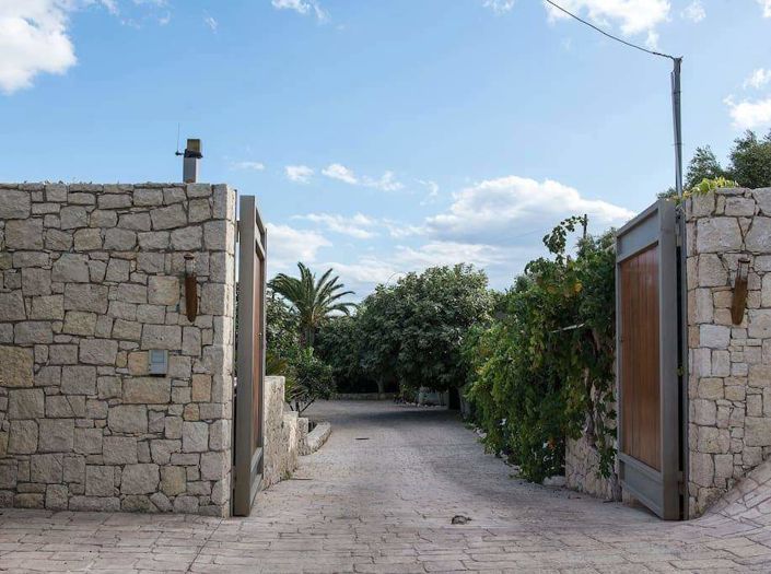 Image No.19-3 Bed Villa for sale