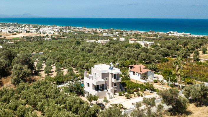 Image No.1-Villa à vendre à Adele