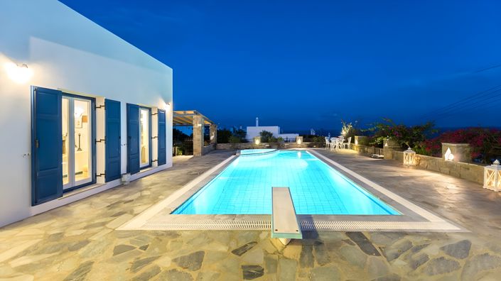 Image No.1-7 Bed Villa for sale