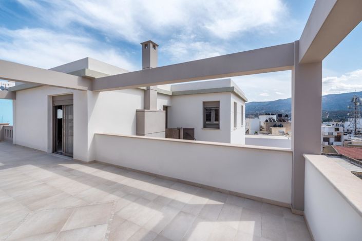 Image No.4-5 Bed House for sale