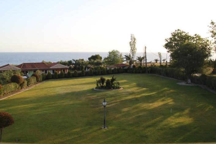 Image No.1-4 Bed Villa for sale