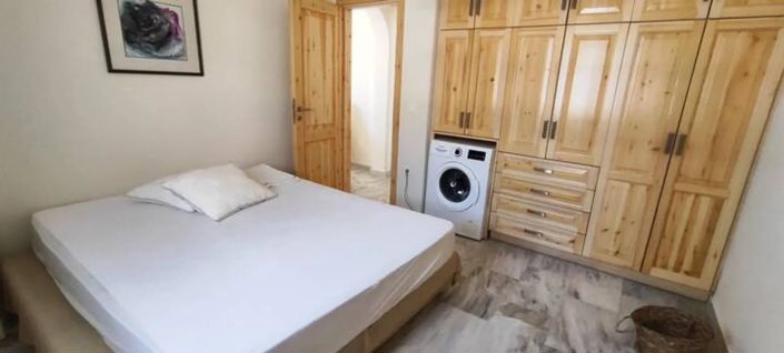 Image No.7-2 Bed House for sale