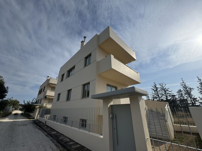 Image No.4-House for sale