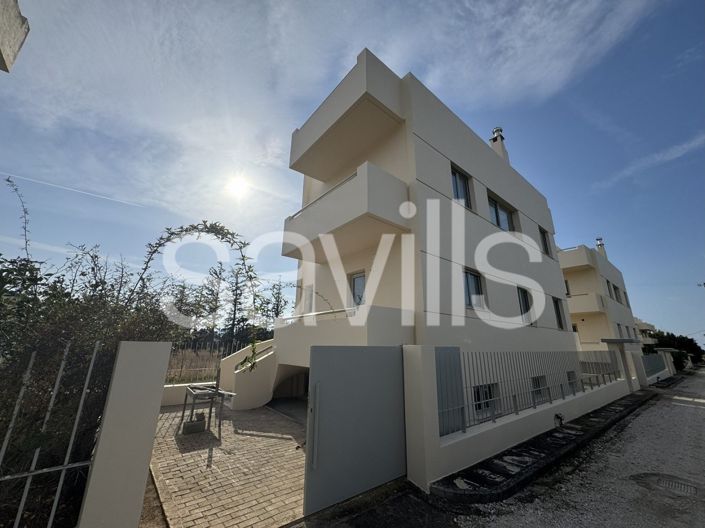 Image No.5-5 Bed House for sale