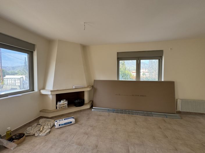 Image No.9-5 Bed House for sale