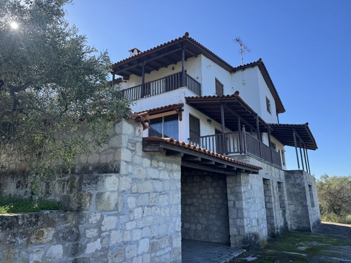 Image No.4-House for sale