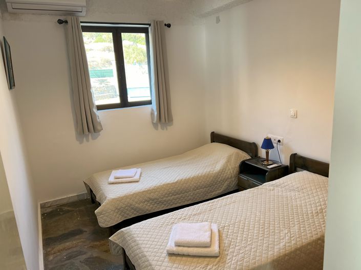 Image No.12-7 Bed House for sale