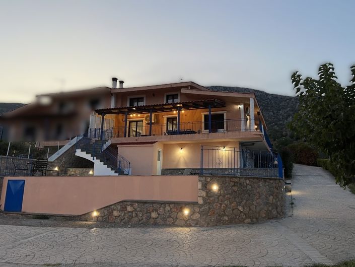 Image No.4-7 Bed House for sale